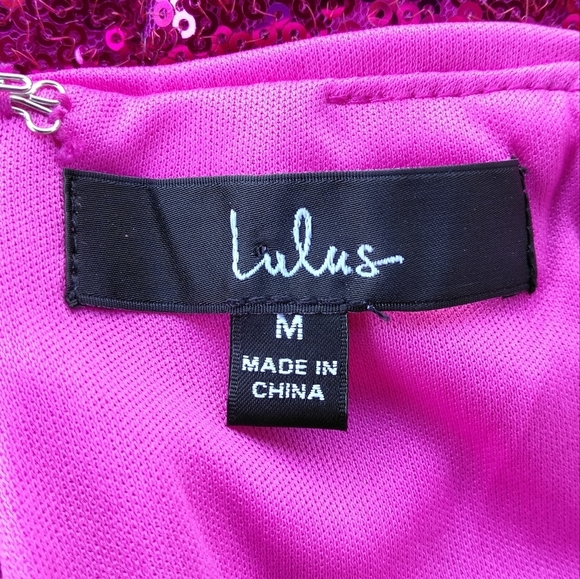Lulu's Come My Way Magenta Sequin Mini Skirt Size Medium - Picture 6 of 7